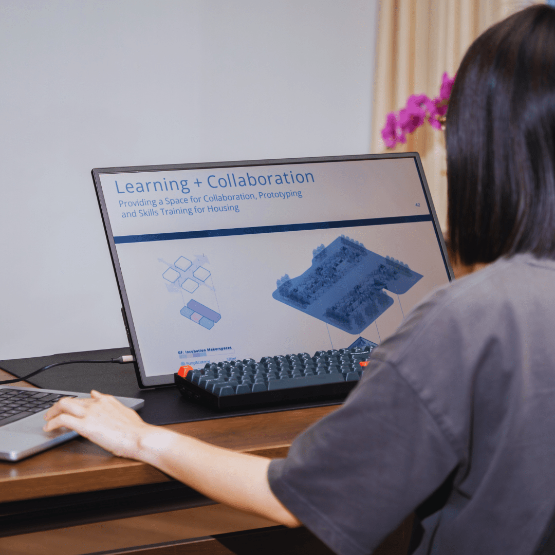 Monitor 2 + Focus Tablet (Bundle) - Eazeye